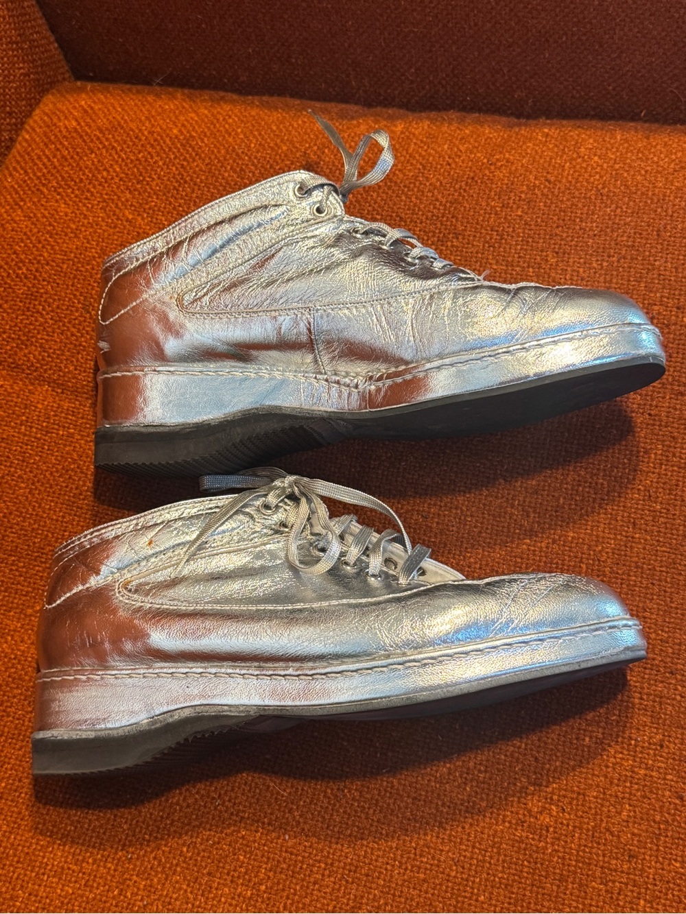 Robert Clergerie Vintage 90s Silver Metallic Leather Lace-Up Oxfords/ Derbies 7
